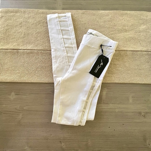 JW Maxx- Cut out legging pants- Size S in color White - Picture 3 of 7